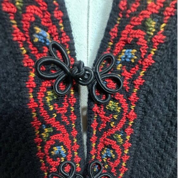 VINTAGE 100% Shetland Wool Hand Embroidered Icelandic Cardigan Women’s SZ Large - Picture 2 of 13